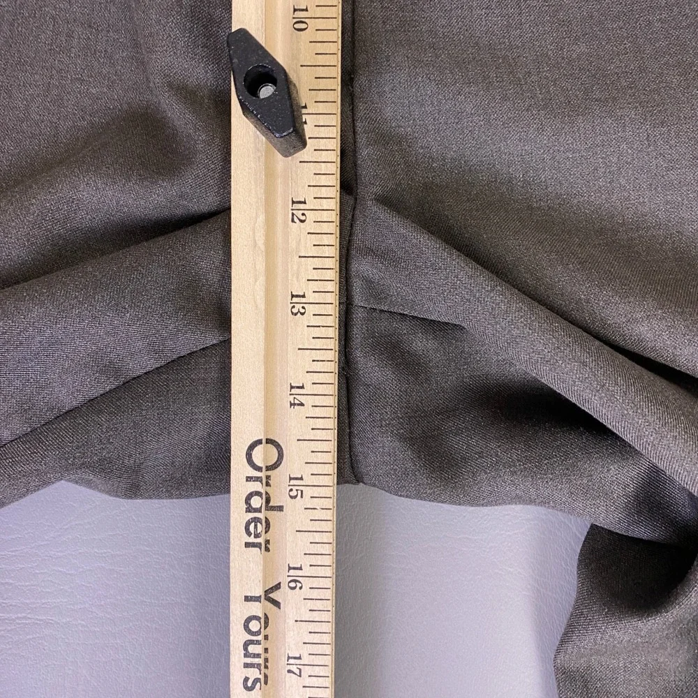 Croft‎ & Barrow Dress Pants Men's Size 42x32 Brown Pleated Cuffed Business